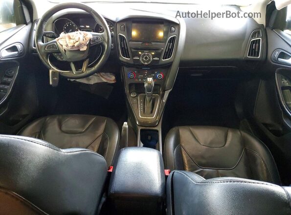 1FADP3J27HL259910 2017 FORD FOCUS Угольный Вид панели приборов