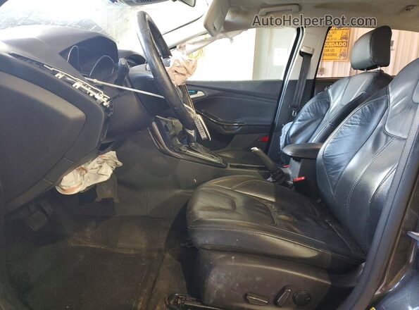 1FADP3J27HL259910 2017 FORD FOCUS Угольный Вид салона спереди