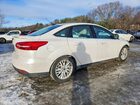 2017 Ford Focus Titanium Белый vin: 1FADP3J29HL268009