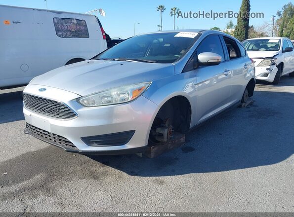 1FADP3K22GL268849 2016 FORD FOCUS Серебряный Передняя левая четверть
