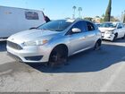 2016 Ford Focus Se Серебряный vin: 1FADP3K22GL268849