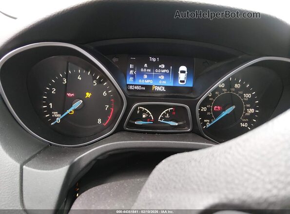 1FADP3K22GL268849 2016 FORD FOCUS Серебряный Вид задних сидений