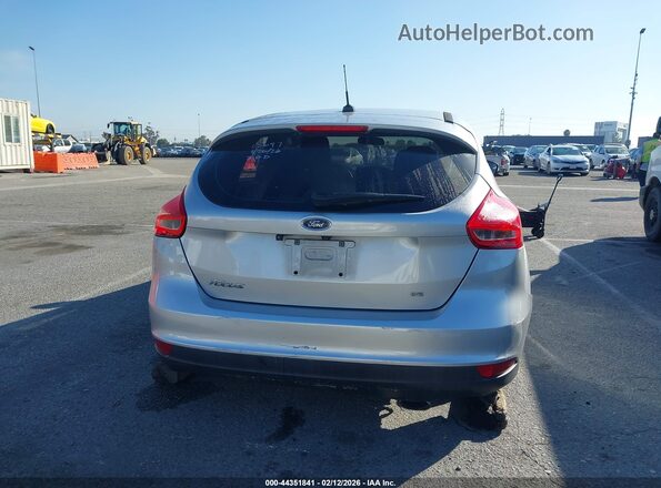 1FADP3K22GL268849 2016 FORD FOCUS Серебряный 
