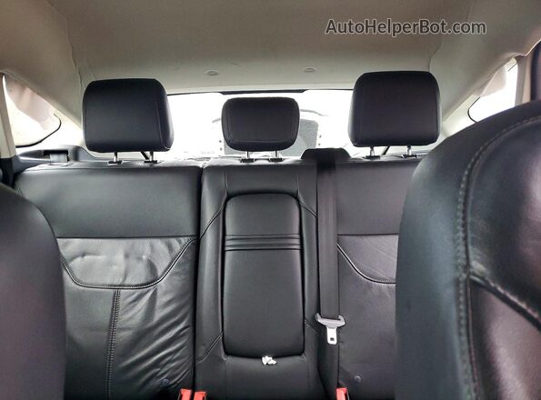 1FADP3K24GL234685 2016 FORD FOCUS Синий Вид задних сидений