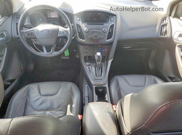 1FADP3K25GL380030 2016 FORD FOCUS Черный Вид панели приборов