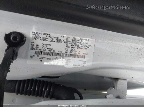 1FADP3K25JL217997 2018 FORD FOCUS White Շարժիչի բաժամունքի տեսք