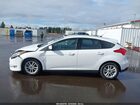 2018 Ford Focus Se White vin: 1FADP3K25JL217997