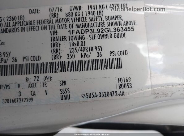 1FADP3L92GL363455 2016 FORD FOCUS ST White Vista del compartimento del motor