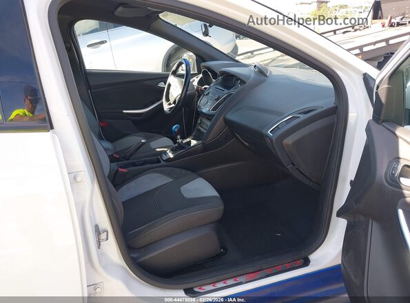 1FADP3L92GL363455 2016 FORD FOCUS ST White Vista interior delantera