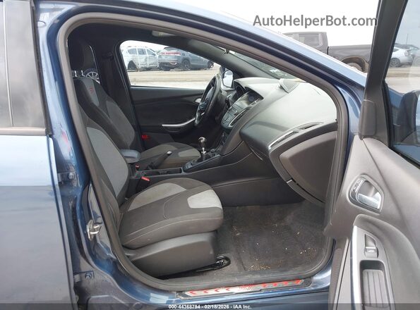 1FADP3L92JL289672 2018 FORD FOCUS ST Синий Вид салона спереди
