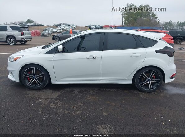 1FADP3L98GL317922 2016 FORD FOCUS ST White 360 interior view
