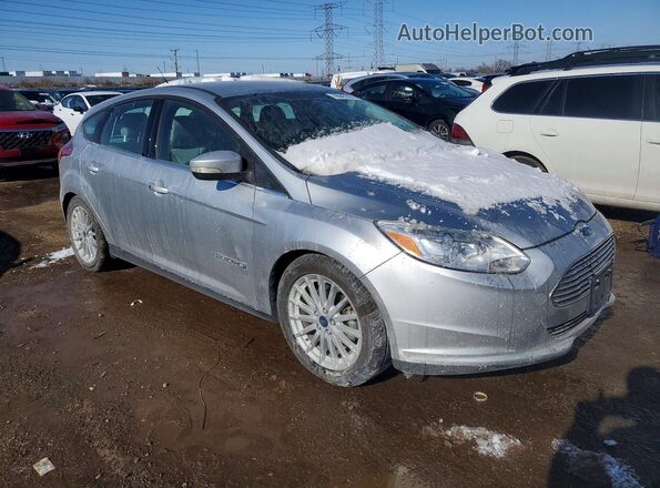1FADP3R4XHL277789 2017 FORD FOCUS Серебряный Передняя правая четверть
