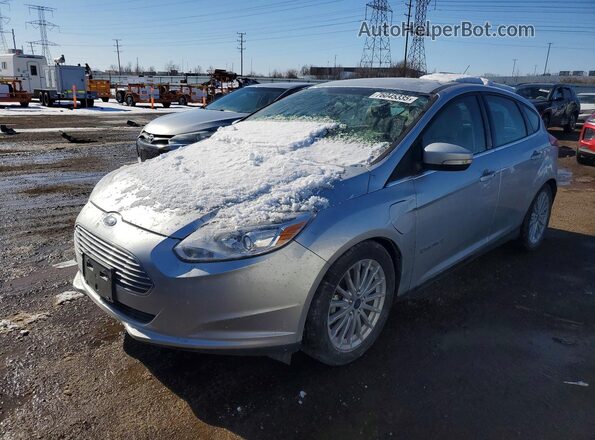 1FADP3R4XHL277789 2017 FORD FOCUS Серебряный Передняя левая четверть