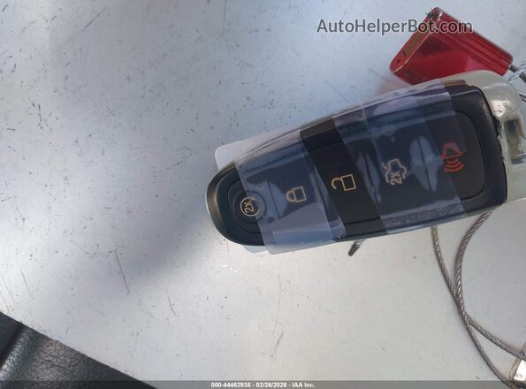 1FADP5CU0GL112269 2016 FORD C-MAX ENERGI Черный Вид панели приборов