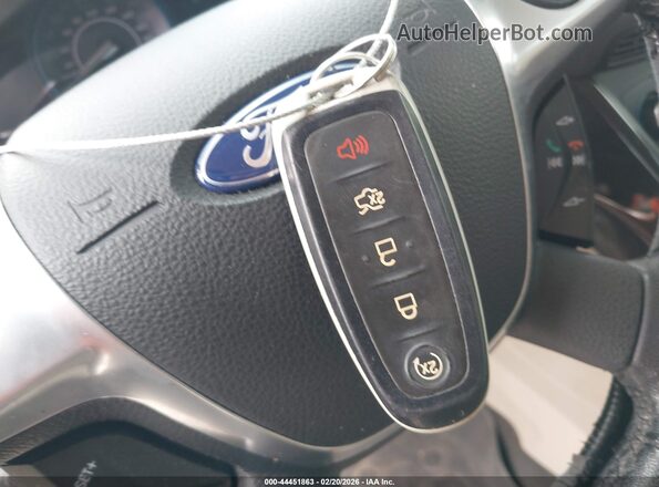 1FADP5DU0HL112305 2017 FORD C-MAX HYBRID White Widok deski rozdzielczej