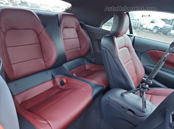 1FAGP8UH0T5107264 2026 FORD MUSTANG Красный Вид задних сидений