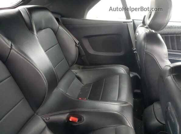 1FATP8UH3L5118659 2020 FORD MUSTANG Серебряный Вид задних сидений