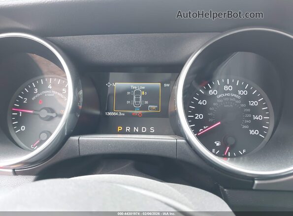 1FATP8UH3M5115956 2021 FORD MUSTANG Red Вид задніх сидінь