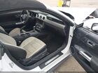 2019 Ford Mustang Ecoboost Premium Белый vin: 1FATP8UH6K5106522