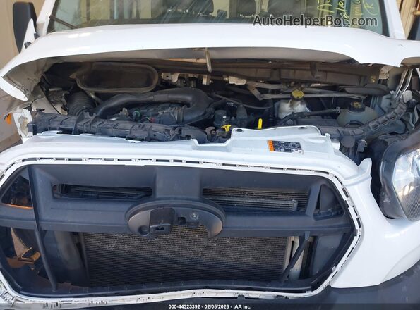 1FBAX2C84NKA54625 2022 FORD PASSENGER Белый Вид сзади