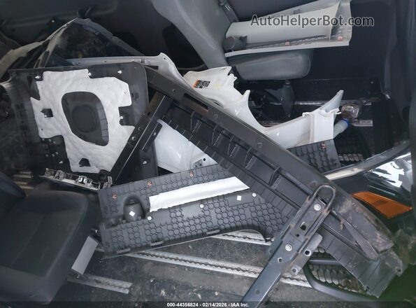 1FBAX2C8XRKB57487 2024 FORD PASSENGER Белый Вид щитка приборов