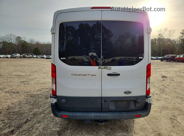 1FBAX2CM9GKB12311 2016 FORD PASSENGER White Widok z tyłu