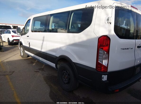 1FBAX2Y83NKA83798 2022 FORD PASSENGER White Tył lewy