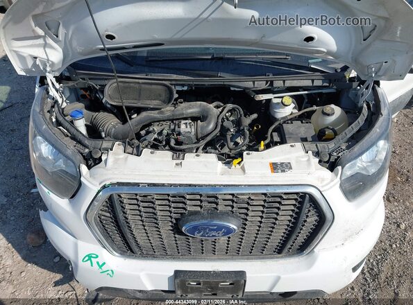 1FBAX2Y84RKA17041 2024 FORD PASSENGER Белый Вид сзади