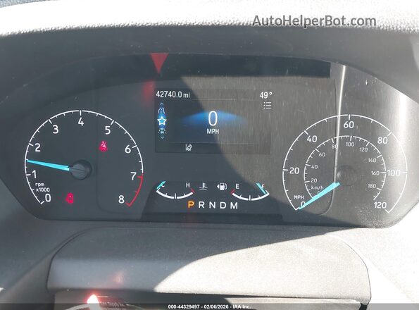 1FBAX2Y88RKA83446 2024 FORD PASSENGER Белый Вид задних сидений