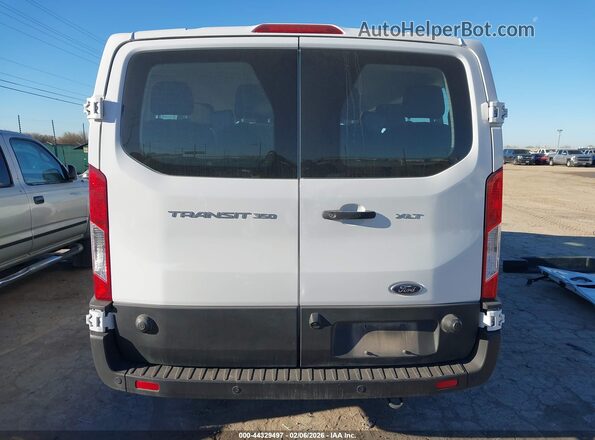 1FBAX2Y88RKA83446 2024 FORD PASSENGER Белый 