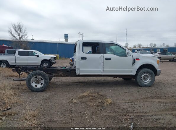 1FD7W2B67HEC90502 2017 FORD F-250 White Սալոնի 360 աստիճան տեսք