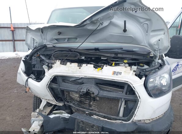 1FDAX2CG7NKA69344 2022 FORD PASSENGER Белый Вид сзади