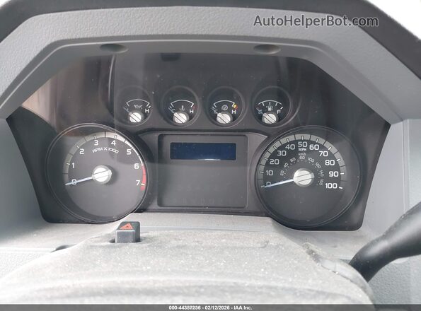 1FDBF2A6XGEC62414 2016 FORD F-250 White Widok tylnych siedzeń