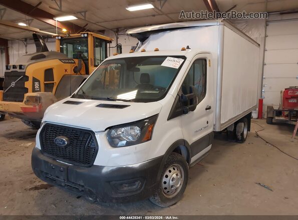 1FDBF6Z8XNKA40080 2022 FORD TRANSIT-350 Белый Передняя левая четверть