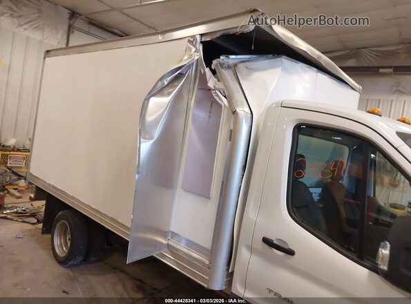 1FDBF6Z8XNKA40080 2022 FORD TRANSIT-350 Белый Вид спереди