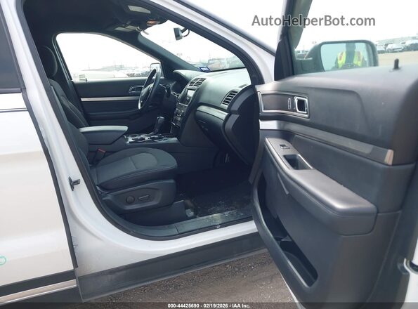 1FM5K7DH9KGA88304 2019 FORD FORD EXPLORER Белый Вид салона спереди