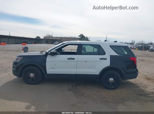 1FM5K8AR0HGD59228 2017 FORD UTILITY POLICE INTERCEPTOR Черный Панорамный вид салона 360°