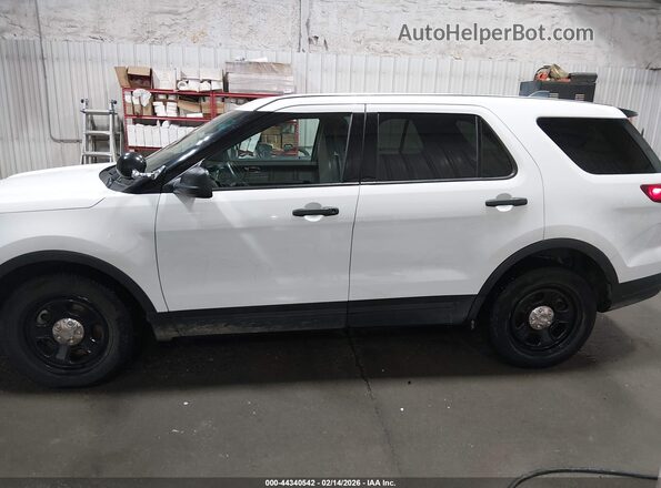 1FM5K8AR0JGC56655 2018 FORD POLICE INTERCEPTOR White 
