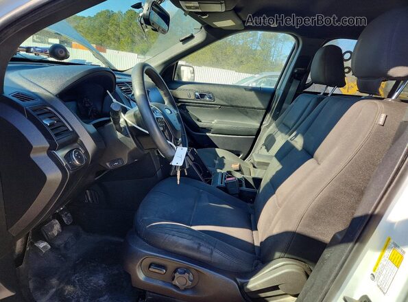 1FM5K8AR1KGA16953 2019 FORD FORD EXPLORER Белый Вид панели приборов