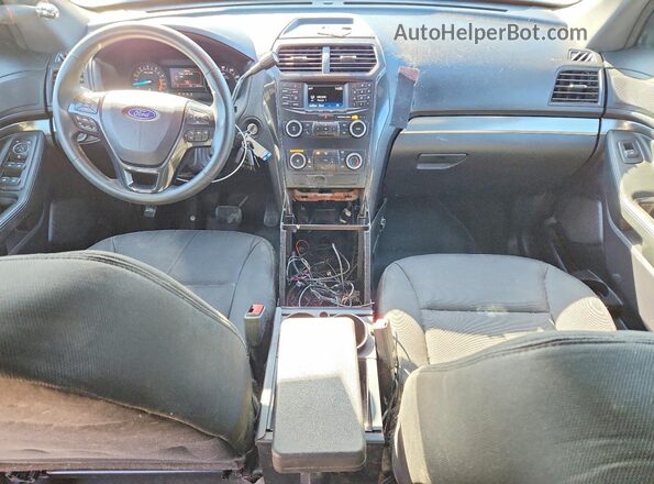1FM5K8AR1KGA16953 2019 FORD FORD EXPLORER Белый Вид щитка приборов