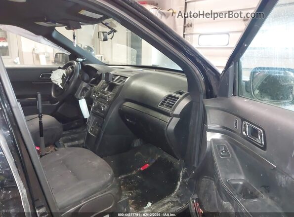 1FM5K8AR7JGA89842 2018 FORD POLICE INTERCEPTOR Черный Вид салона спереди