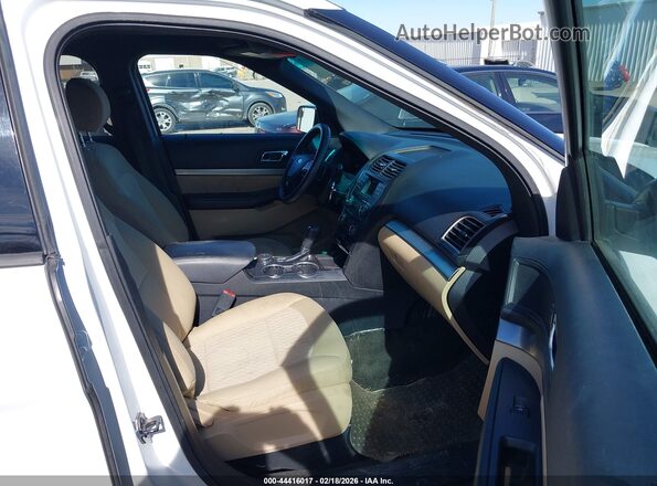 1FM5K8B86GGA81763 2016 FORD FORD EXPLORER Белый Вид салона спереди