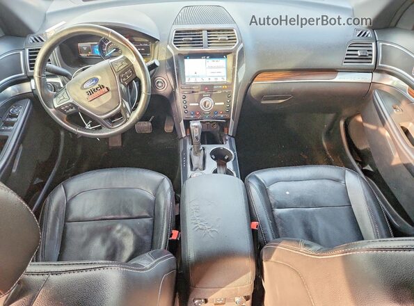 1FM5K8F84HGD12297 2017 FORD FORD EXPLORER Черный Вид панели приборов
