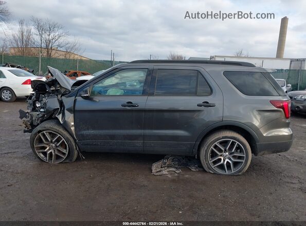 1FM5K8GT2HGC44312 2017 FORD FORD EXPLORER Gray Вид задньої частини салону