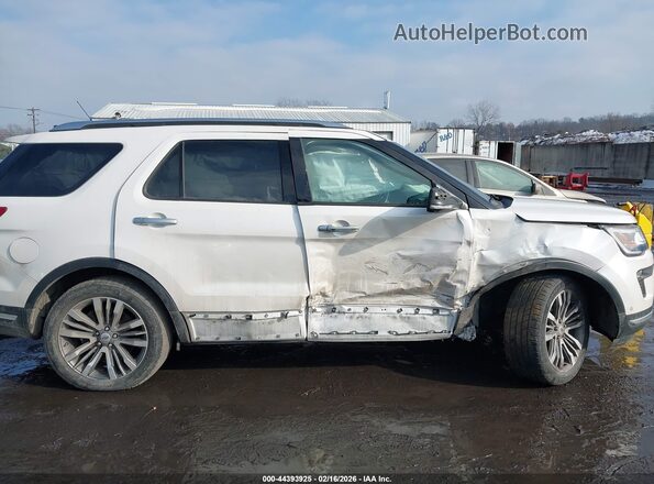 1FM5K8HTXJGC38794 2018 FORD FORD EXPLORER Белый Вид задней части салона