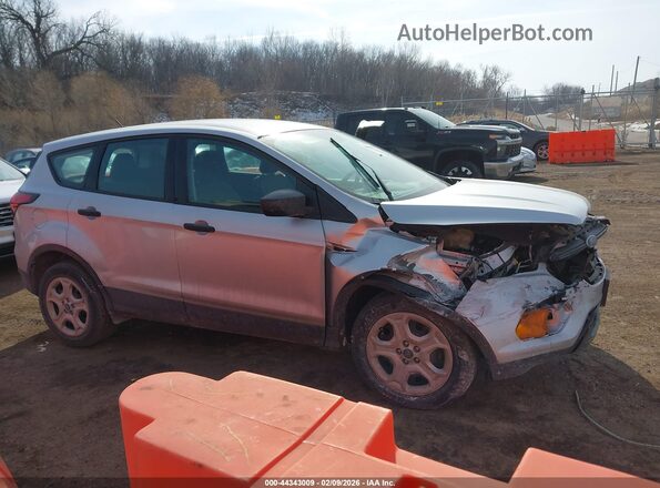 1FMCU0F76KUC47455 2019 FORD ESCAPE Серебряный Вид задней части салона