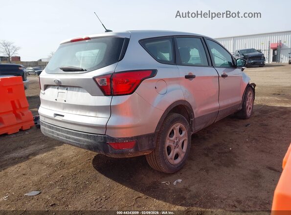 1FMCU0F76KUC47455 2019 FORD ESCAPE Серебряный Задняя правая четверть