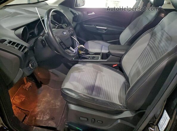 1FMCU0GD2KUA96277 2019 FORD ESCAPE Черный Вид салона спереди