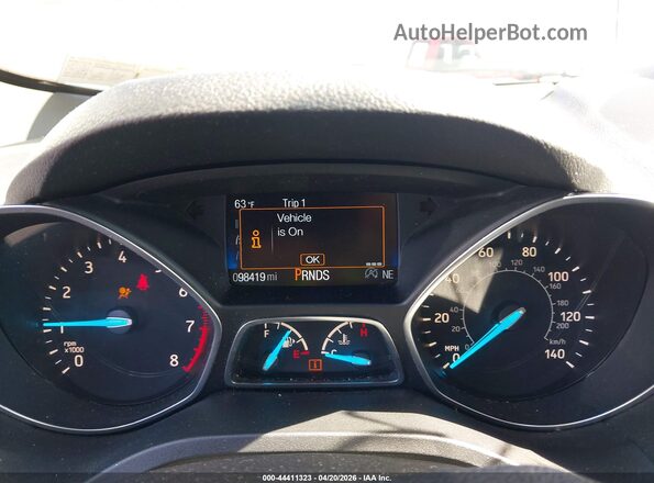 1FMCU0GD6KUA44053 2019 FORD ESCAPE Blue Rear seats view