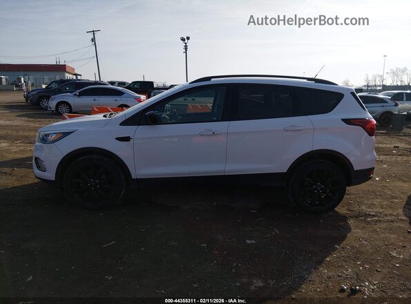 1FMCU0GD8KUC33576 2019 FORD ESCAPE Белый Панорамный вид салона 360°
